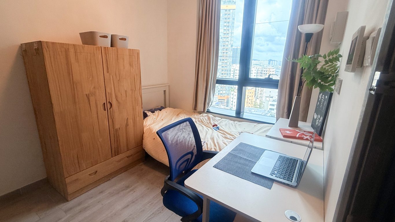 Bright and tranquil Y11 Student Residence offers private single rooms with large floor-to-ceiling windows